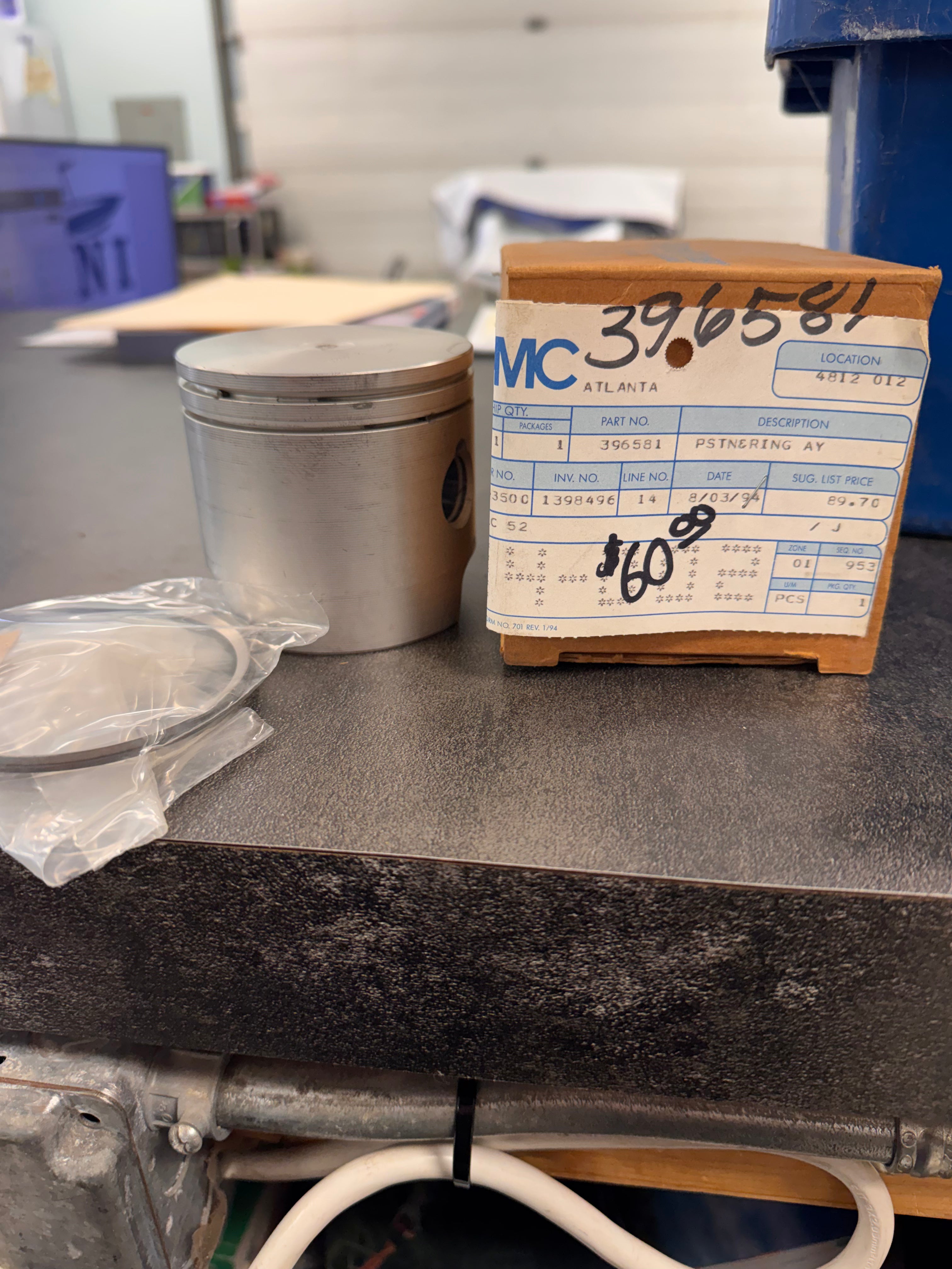 PISTON & RING ASSY. 396581