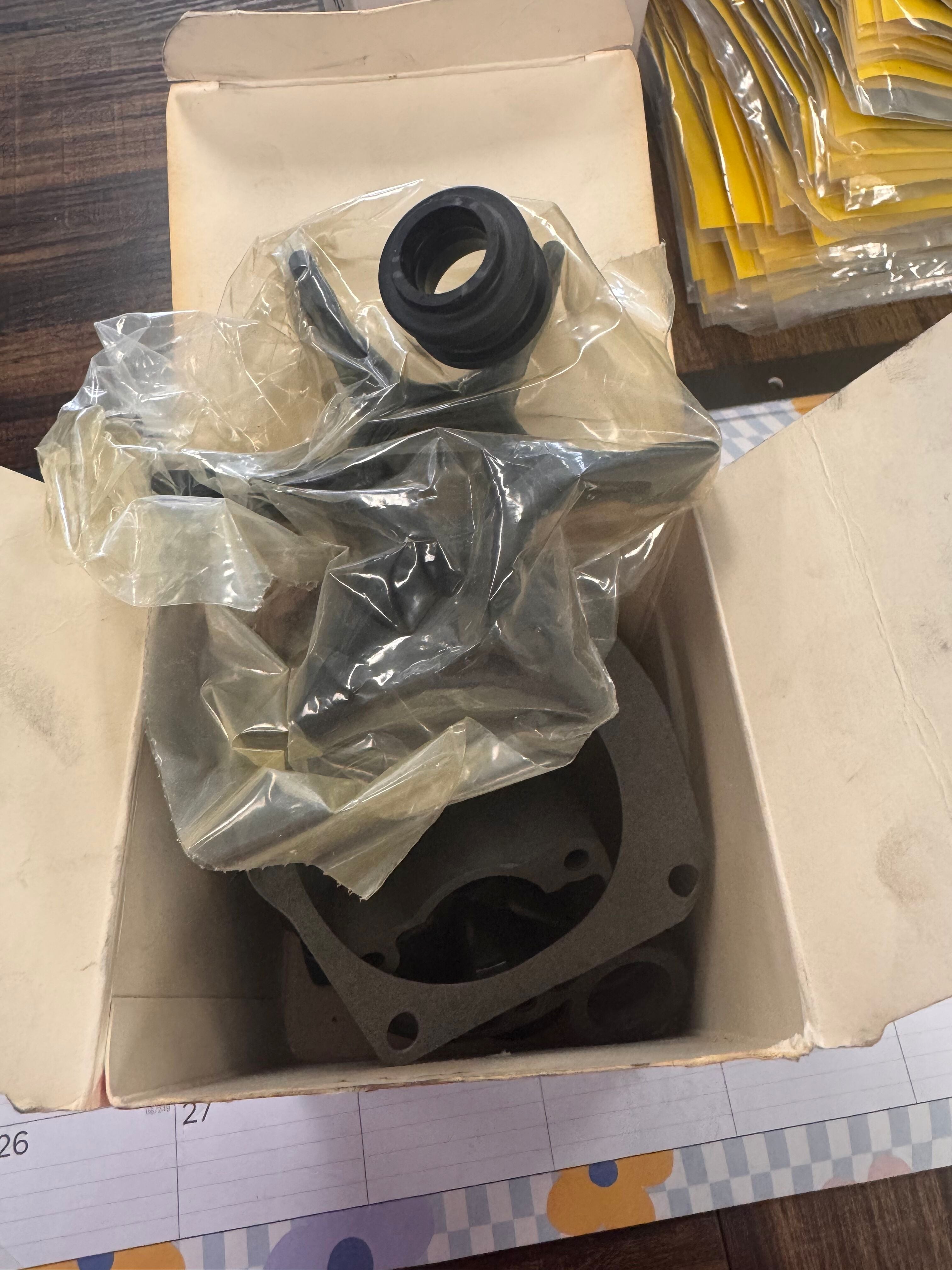 WATER PUMP KIT 379776