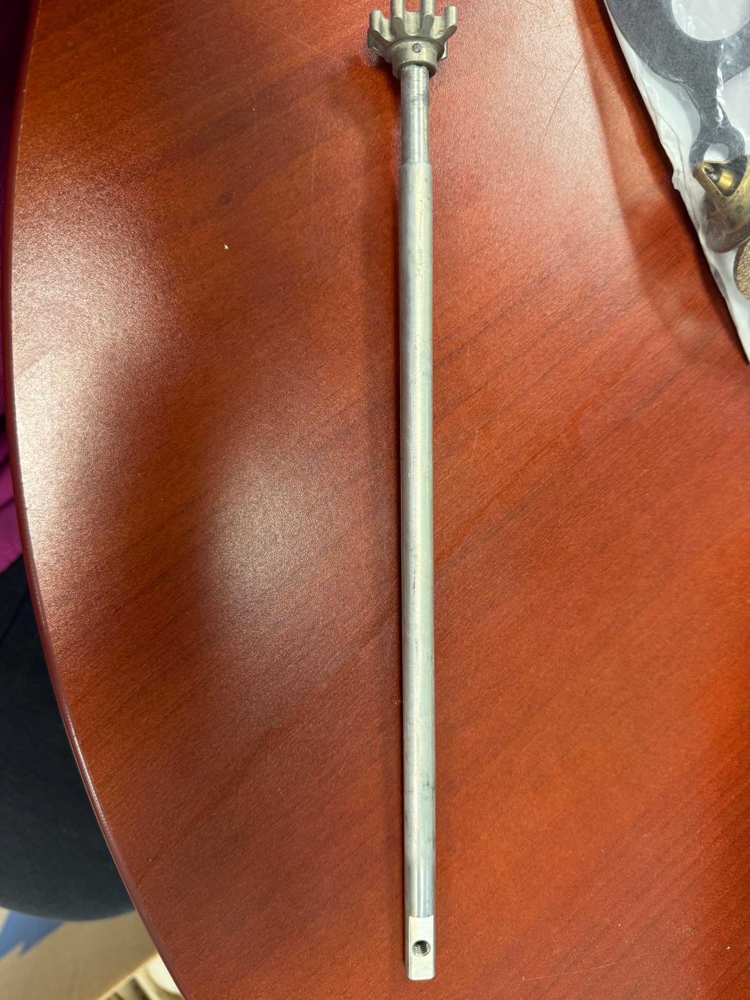 TILLER SHAFT AND GEAR 386326
