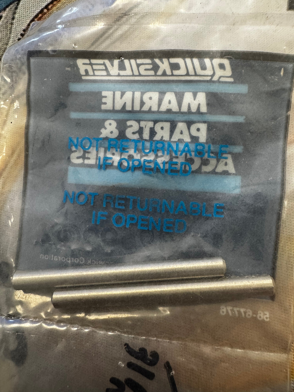 MERCURY PIVOT PIN - 17-39599